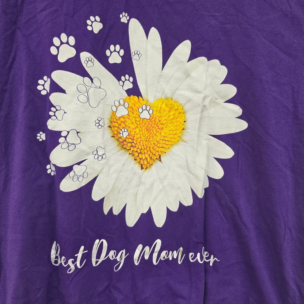 XXL‎ Port & Company Best Dog Mom Ever Purple Graphic T-Shirt Daisy Paw Prints - Picture 2 of 6